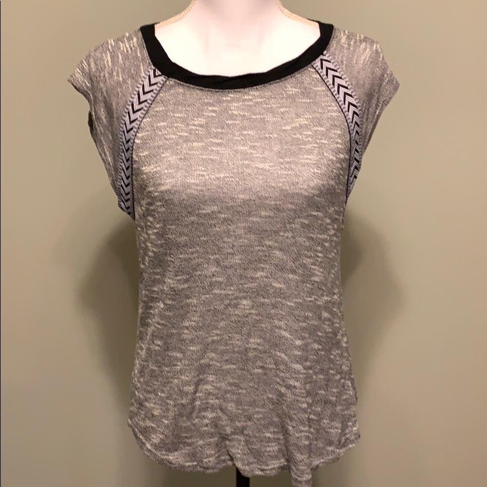 Maurices Sleeveless Silver/Black Top